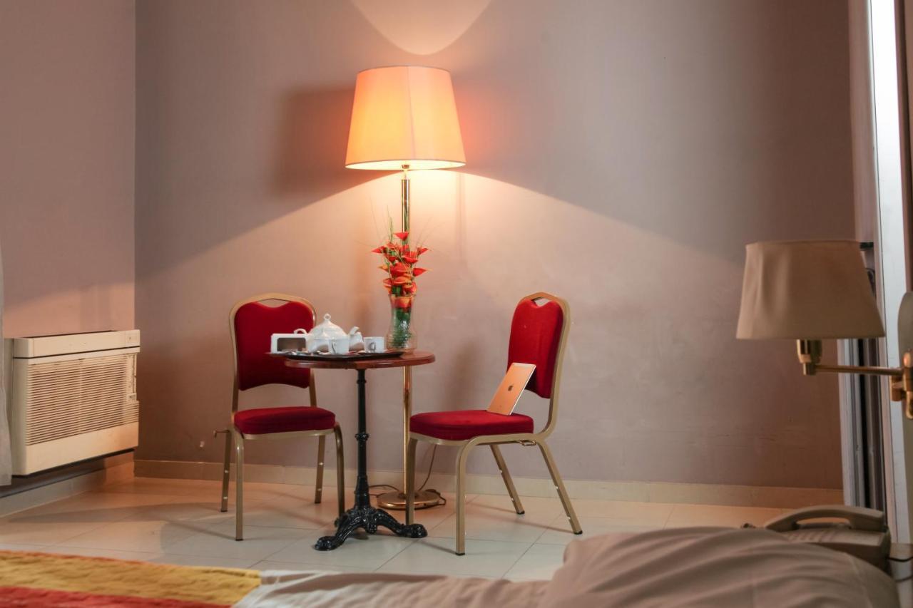 Hotel Cesare 14 Neapol Exteriér fotografie