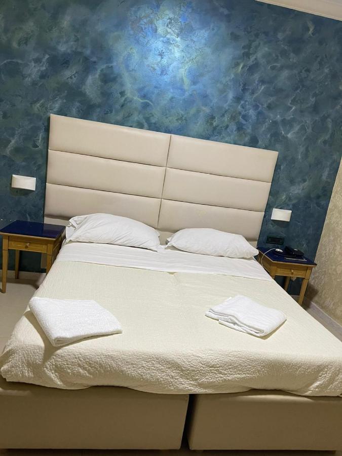 Hotel Cesare 14 Neapol Exteriér fotografie